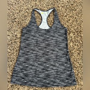 Xersion women’s athletic tank top.  Size L.  Black/gray in color.